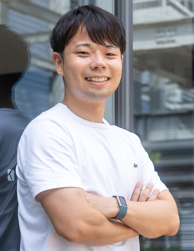 プロフィール写真_AWS 戸巻_3